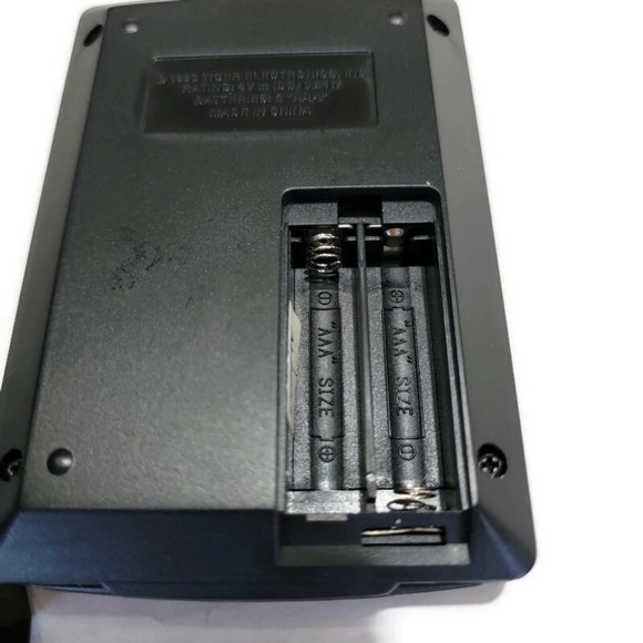 1993 Tiger Caesars Palace Blackjack Electronic Handheld - Works - Picture 6 of 8